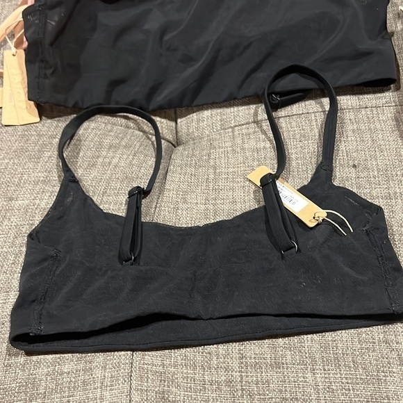 Skims sheer Sculpt Bandeau Bra - Picture 3 of 4